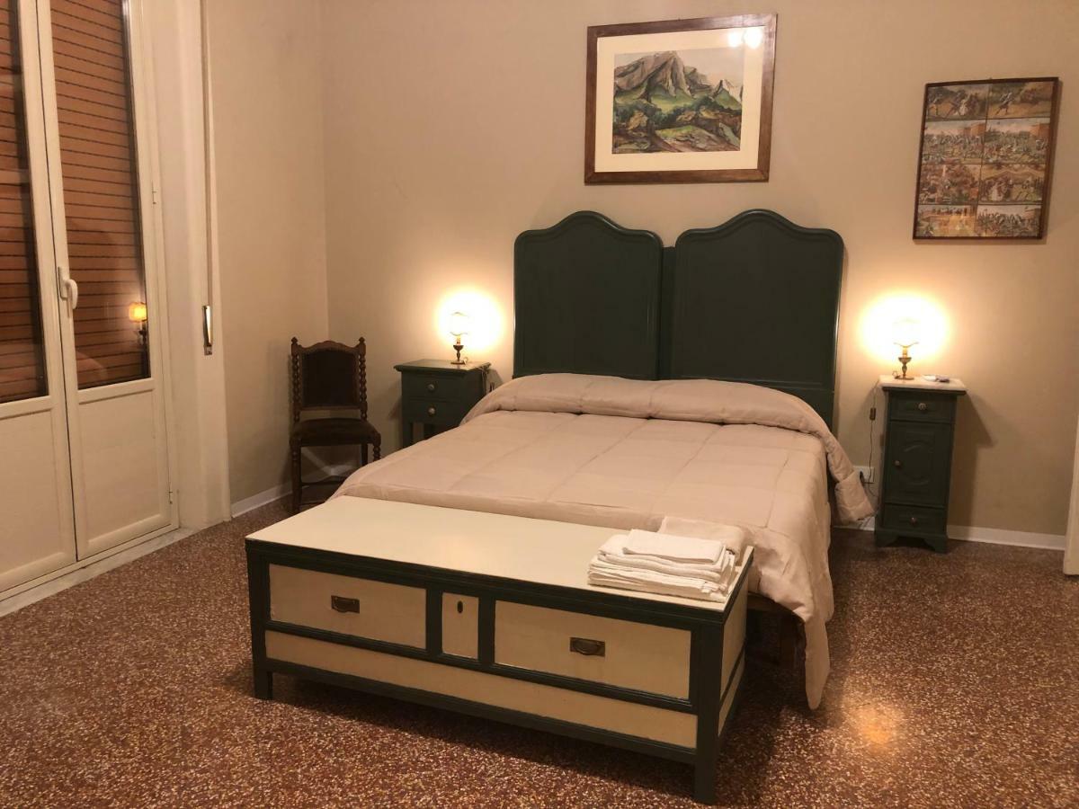 Al Teatro Biondo Guest House Palermo Buitenkant foto